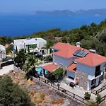 Brise Marine - With Sea View In Faralya ヴィラ