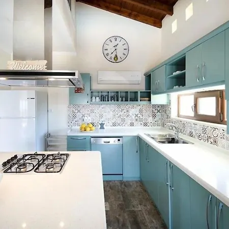 Brise Marine - With Sea View In Faralya 别墅