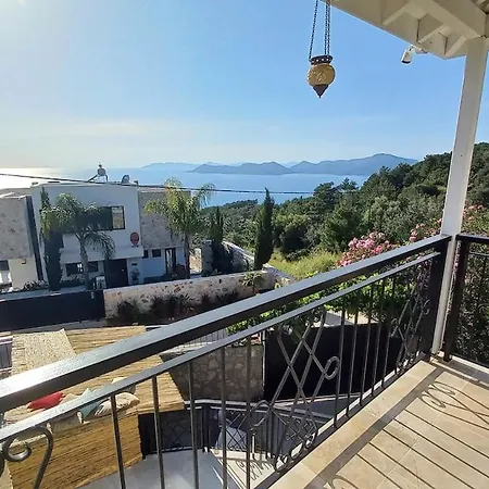 别墅 Brise Marine - With Sea View In Faralya 费特希耶